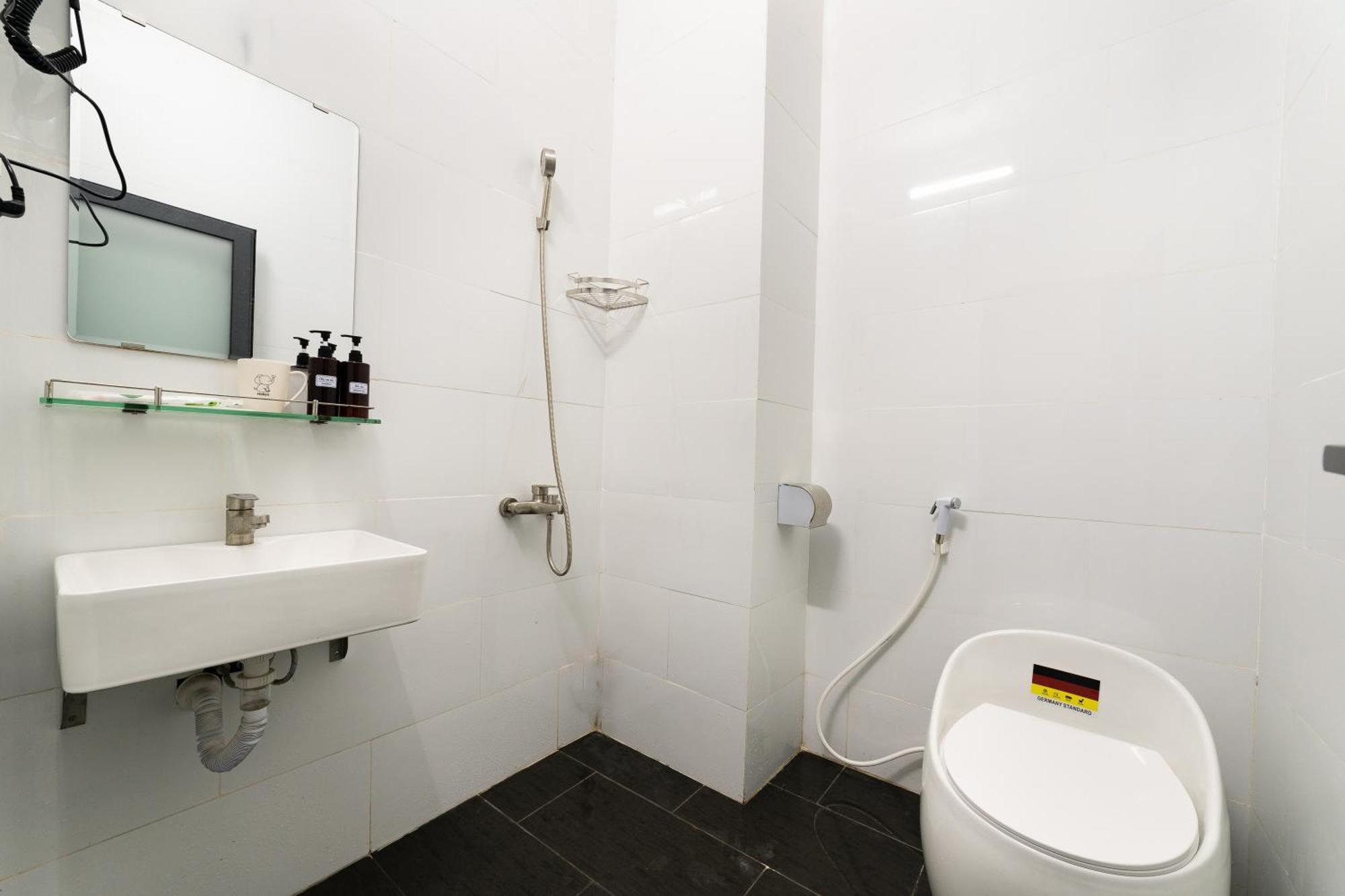 Thien Quoc Hotel Хошимин Экстерьер фото